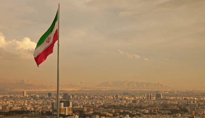 Iranul declară că va continua să îmbogăţească uraniu „cu sau fără un acord” cu puterile mondiale