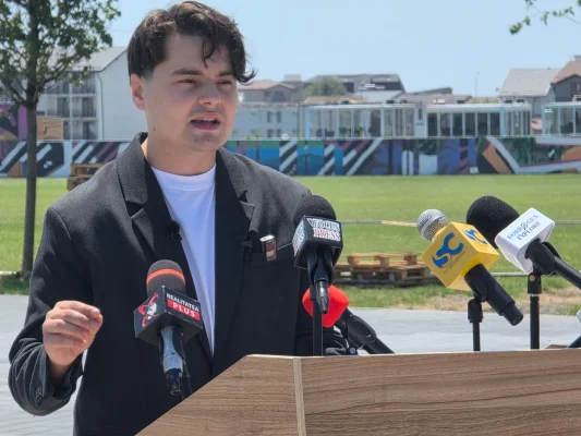 Peste jumătate de milion de persoane, așteptate la Beach Please în cele 5 zile de festival / Selly: Estimăm că vom aduce în economia locală peste 70 de milioane de euro