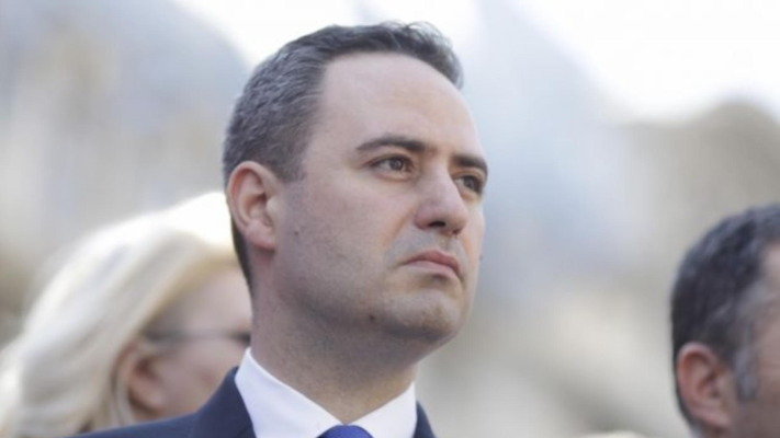 Ministrul Finanțelor, prins pe picior greșit cu TAXA PE BOALĂ. Alexandru Nazare spune că "va studia mai exact"