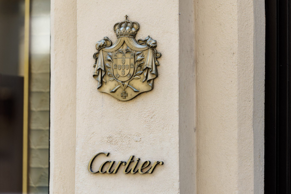 Richemont: Cifra de afaceri a urcat la 5,4 miliarde de euro