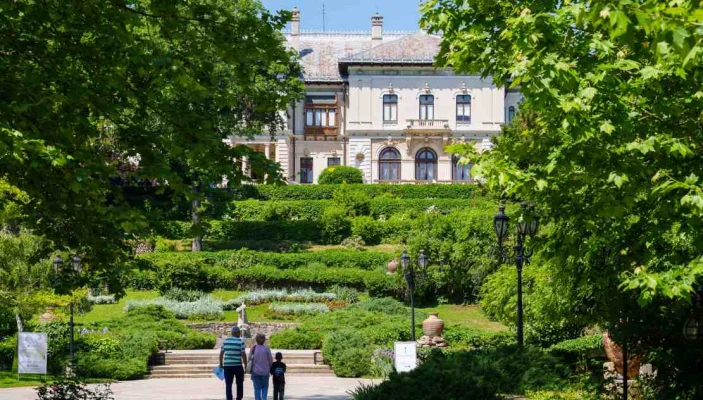Evenimentul ‘Porţi Deschise la Palatul Cotroceni’ continuă de sâmbătă
