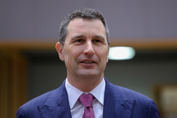 Tanczos Barna: Cel târziu mâine dimineaţă va fi gata pachetul fiscal/ Astăzi, coaliţia va trebui să se uite pe el şi să ia decizia finală/ În ultimele două săptămâni, am pus pe masă toate variantele de majorări de taxe şi reduceri de cheltuieli