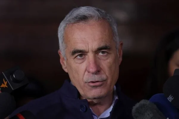 ULTIMA ORĂ Parchetul General extinde urmărirea penală a lui Călin Georgescu pentru promovarea cultului persoanelor vinovate de genocid contra umanității și de crime de război și promovarea de idei, concepții sau doctrine fasciste, legionare, rasiste sau xenofobe