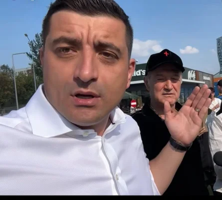 AUR îi cere lui Becali să demisioneze din Parlament