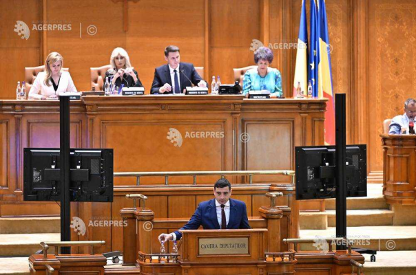 Parlament/Moțiunea de cenzură împotriva Guvernului Bolojan - dezbătută și supusă votului în plenul comun