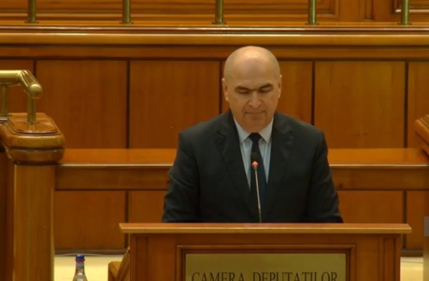 Ilie Bolojan, la dezbaterea moţiunii de cenzură: Îi întreb pe colegii de la opoziţie, în afară de un exerciţiu politic, ce rost are această moţiune? Ar vrea dânşii să ne oprim şi să ne întoarcem de unde am plecat?