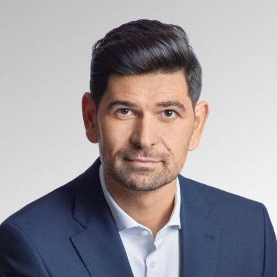 George Tuţă, după ce Bolojan a fost desemnat premier: Domnul Bolojan este un personaj de basm doar dacă îl privim în cheia tenacităţii, a curajului şi a chibzuinţei/ Domnul Bolojan nu e o zână. Unii ar spune că e chiar opusul uneia