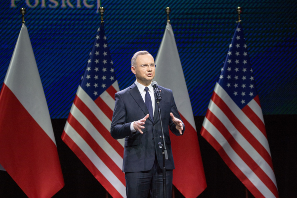 Președintele Poloniei se întâlnește cu Zelenski la Kiev, înainte de plecarea sa din funcție