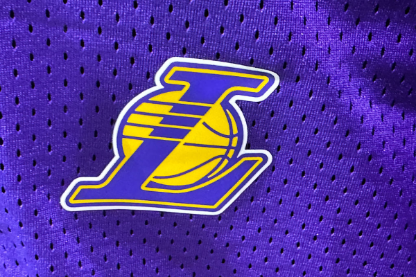 Cea mai mare tranzacție din istoria sportului! Lakers s-au vândut pentru 10 miliarde de dolari