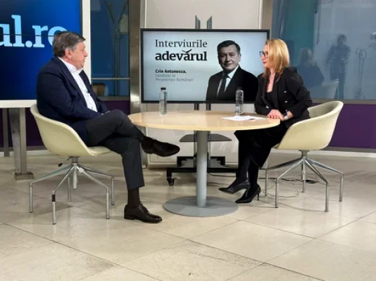 Video
Crin Antonescu, candidatul susținut de coaliția de guvernare, la Interviurile Adevărul: „Clasa politică este asta, eu alta nu am” LIVE TEXT