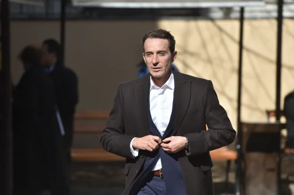 Cum 'l-a deposedat' un agent de la Penitenciarul Rahova pe Radu Mazăre de un ceas evaluat la 15.000 de dolari: A plecat cu el acasă