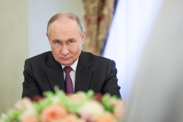 Vladimir Putin: Deși producția a crescut, forțele armate ruse nu au suficient echipament militar, mai ales DRONE