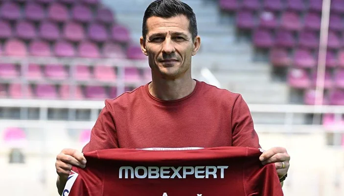 Constantin Gâlcă este noul antrenor al echipei FC Rapid