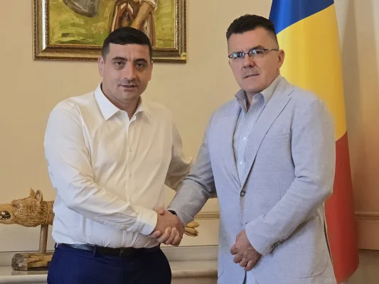 Dan Dungaciu a devenit oficial membru al AUR. Simion: „Bine ai venit acasa”. Dungaciu, in ianuarie 2022: „Nu va fi nicio invazie in Ucraina”