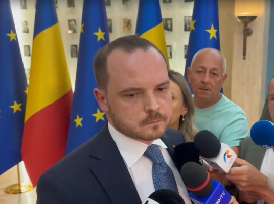 Tăieri de sporuri în Sănătate/ Alexandru Rogobete: Este vorba despre sporul de antenă și de condiții vătămătoare, în general din administrație