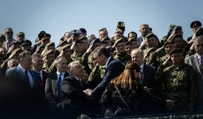 Aleksandar Vučić: Serbia va reintroduce serviciul militar obligatoriu / Modernizare la scară largă a forțelor armate sârbe