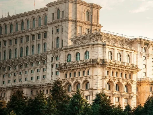 Bilanţul celor 100 de zile de mandat al senatorilor şi deputaţilor ieşeni
