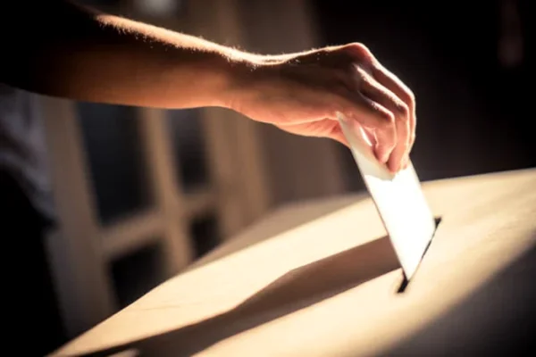 Coaliția Vot Corect, asaltată de sesizări: Au fost raportate numeroase postări pe rețeaua TikTok cu buletine de vot ștampitale