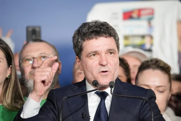 Nicușor Dan anunță consultări pentru formarea guvernului imediat după învestire. Variantele luate în calcul