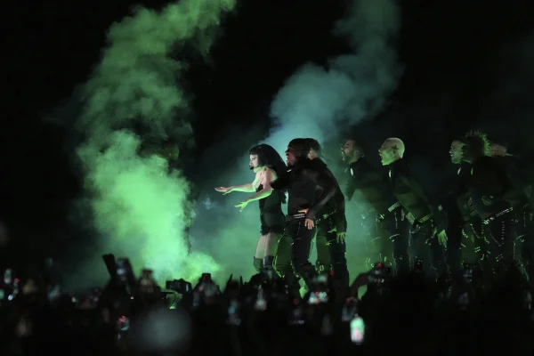 Atentat cu bombă, dejucat la Rio. Ținta: concertul susținut de Lady Gaga, în fața a 2 milioane de fani, pe Copacabana