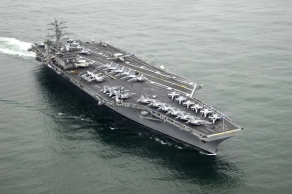 Portavionul american USS Nimitz a plecat brusc din Marea Chinei de Sud şi se îndreaptă spre vest, pe fondul tensiunilor din Orientul Mijlociu