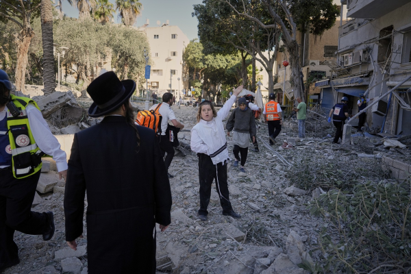 VIDEO Iranul a atacat cu rachete Israelul după lovitura SUA. Distrugeri „la scară largă” în Tel Aviv și ale zone ale țării