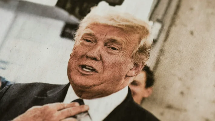 Protestele internaționale izbucnesc după ce Trump reimpune interdicția de călătorie pentru cetățenii a 12 țări