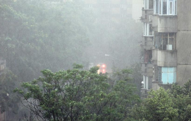 Alertă meteo imediată de vreme severă! Furtuni, ploi torențiale, grindină și vânt puternic în România. Iată lista localităților afectate