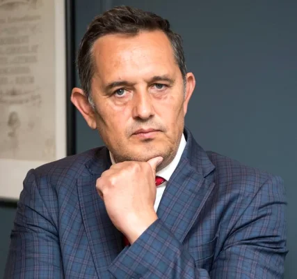 Gheorghe Pipera crede că Simion a primit întrebări „ostile”, iar Nicuşor Dan „a fost cocoloşit” în timpul dezbaterii