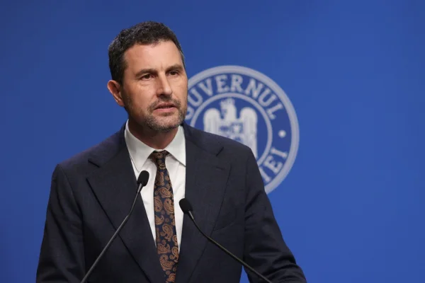 Ministrul Finanţelor: România nu are nevoie de un preşedinte mincinos. George Simion i-a minţit pe români, spunând că în iunie se vor suspenda fondurile europene, la fel cum i-a minţit când le-a promis case cu 35.000 de euro