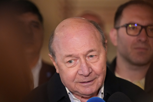 Traian Băsescu își recâștigă la CCR drepturile de fost președinte – surse