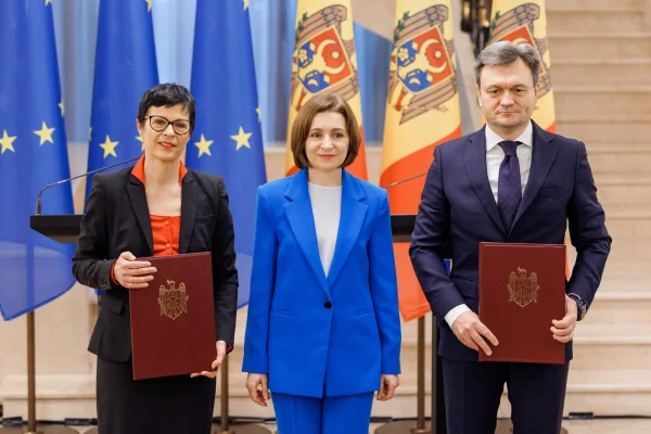 UE va mai da un ajutor de 250 milioane de euro Republicii Moldova pentru a o sprijini în fața „şantajului energetic” al Moscovei