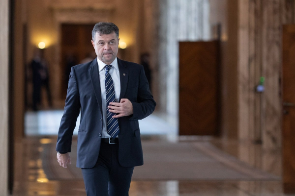 Rectorul Universității de Vest Timișoara, Marilen Pirtea, numit consilier onorific al premierului Bolojan
