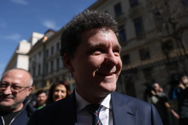 Nicușor Dan susține că nu a fost implicat în sprijinul anunțat de USR. „Este o decizie corectă”