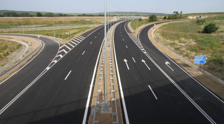 A fost deschisă circulaţia pe podul care traversează râul Buzău, parte a lotului 1 Buzău–Vadu Paşii al Autostrăzii A7