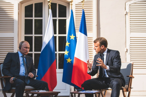 Putin și Macron au vorbit despre Iran și Ucraina în prima convorbire telefonică din ultimii aproape trei ani / Vor să discute din nou în curând