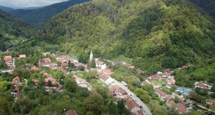 Rusca Montană, traseul care va lega turistic Timișul de Caraș-Severin, intră în reabilitare / ”În acest moment, drumul există teoretic, dar este impracticabil”