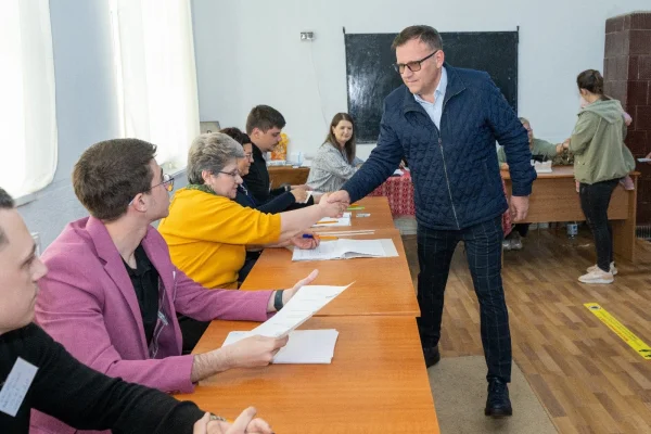 'O Românie pentru noi toți' – Mesajul fostului ministru Marius Budăi în ziua votului: 'Avem nevoie de stabilitate, nu de polarizare'