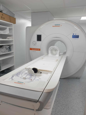 Program prelungit în ambulatoriile de la spitalele publice. Pacienții vor avea acces la investigații medicale până la ora 20.00