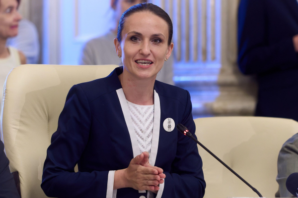 Ministrul de Externe, Oana Țoiu: Monitorizăm condițiile pentru redeschiderea în siguranță a Consulatului României din Odesa