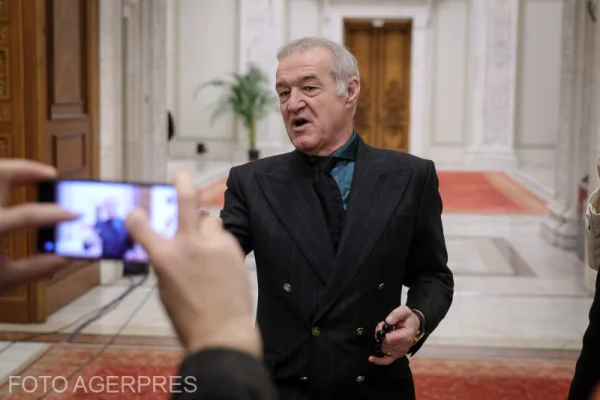 BREAKING NEWS 	Gigi Becali merge la consultări cu Nicușor Dan. Ce mesaj vrea să-i transmită
