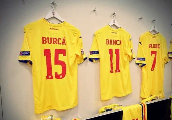 Mai mult decât un tricou: Cum au devenit echipamentele de fotbal o afacere globală de milioane