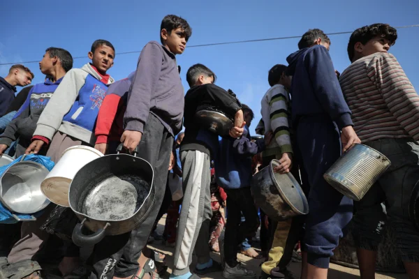 Patriarhul latin și cel ortodox ai Ierusalimului, în Gaza. „Acei oameni păreau înfometați”. Israel: Totul face parte dintr-o campanie de discreditare