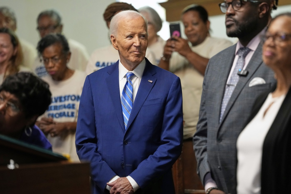 Într-o rară apariție publică, Joe Biden a dezvăluit că liderii europeni îi cer sfatul, în contextul SCHIMBĂRILOR aduse de Trump