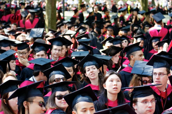 CNN: Exodul de creiere provocat de Trump devine un câștig pentru restul lumii. Universitățile și institutele de cercetare din Canada, Europa și Asia se întrec să le atragă