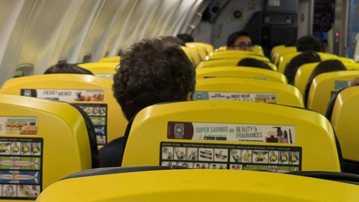 Anca Alexandrescu, delir dupa ce presedintele Dan a fost surprins intr-un low-cost RyanAir: „Nicusor Dan pe urmele lui Iohannis!”