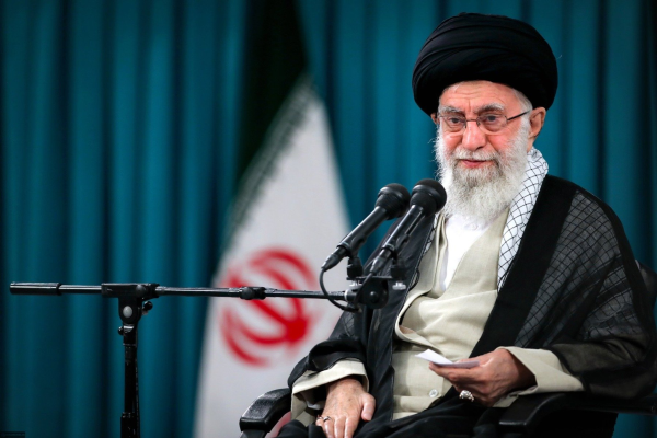 Israelul era pregătit să-l asasineze pe Khamenei în timpul războiului de 12 zile, dar nu a reuşit să-l localizeze şi nu a avut o ocazie operaţională, recunoaşte ministrul israelian al Apărării/ ”Dacă ne-ar fi intrat în cătare l-am fi eliminat” / Israelul nu mai urmăreşte acest plan, anunţă oficialul israelian