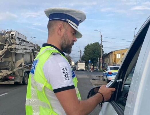 Permisul de conducere ar putea fi suspendat dacă nu plătești amenda. Propunerea ministrului Cseke Attila