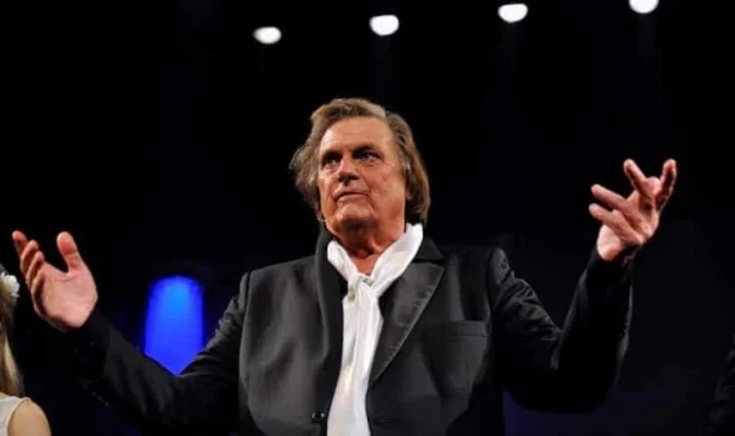 Florin Piersic, mesaj pentru Iliescu: Cu mine s-a purtat extraordinar. Îi doresc atâta sănătate