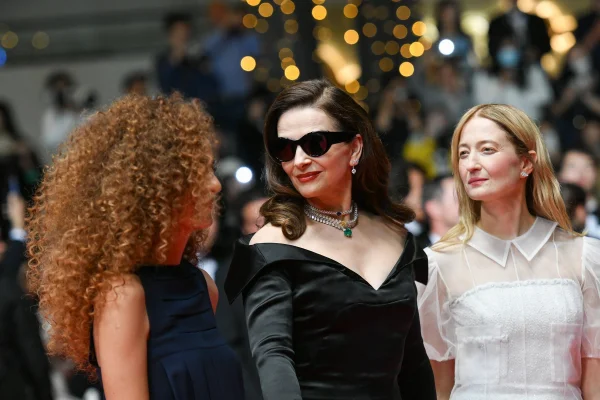 Cine va câștiga Palme d’Or? Festivalul de la Cannes își dezvăluie palmaresul
